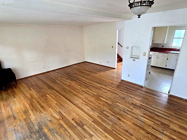 1708 Ne 67TH Ave, Portland, OR 97213