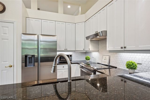 8599 Pepper Tree WAY, Naples, FL 34114