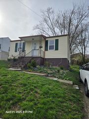 2558 Avon Drive, Crescent Park, KY 41017