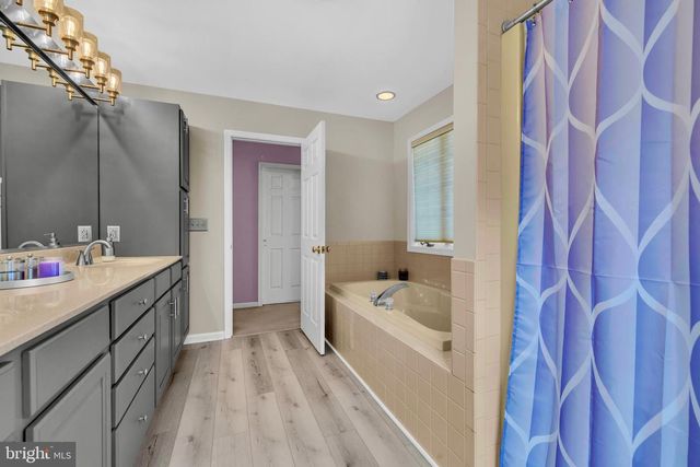 235 WYE KNOT CT, Queenstown, MD 21658