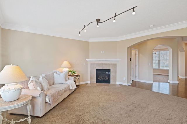 1044 Balmoral Drive, Delaware, OH 43015