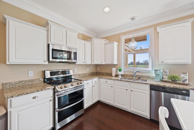 1044 Balmoral Drive, Delaware, OH 43015