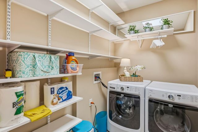 1044 Balmoral Drive, Delaware, OH 43015