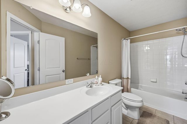 1044 Balmoral Drive, Delaware, OH 43015