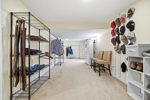 1044 Balmoral Drive, Delaware, OH 43015