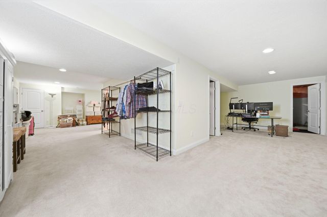 1044 Balmoral Drive, Delaware, OH 43015