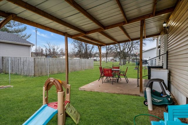 201 College St, N, Cowan, TN 37318