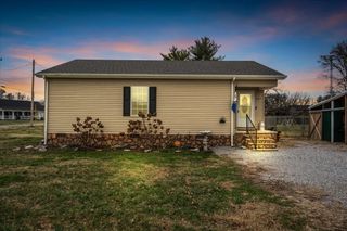 201 College St, N, Cowan, TN 37318