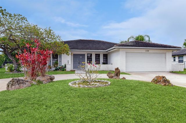 109 Rivera Ave, Royal Palm Beach, FL 33411
