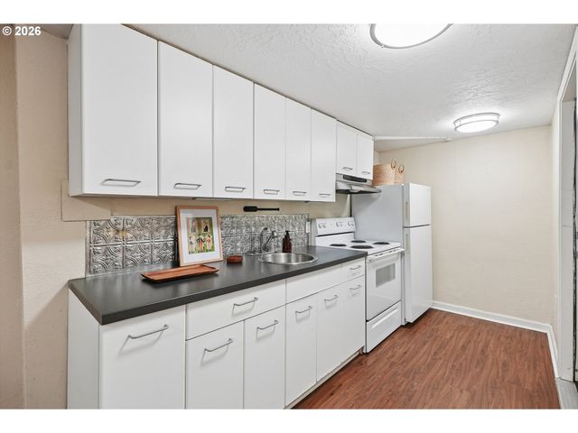 13243 Ne SACRAMENTO Dr, Portland, OR 97230