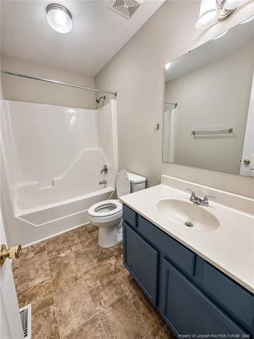 518 Foxdenton Place, Fayetteville, NC 28303