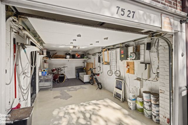 75-27 FURMANVILLE Avenue, New York City, NY 11379