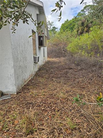 103 Hines AVE, Lehigh Acres, FL 33936