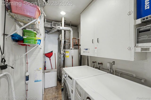 6062 Fenton Street, Dearborn Heights, MI 48127