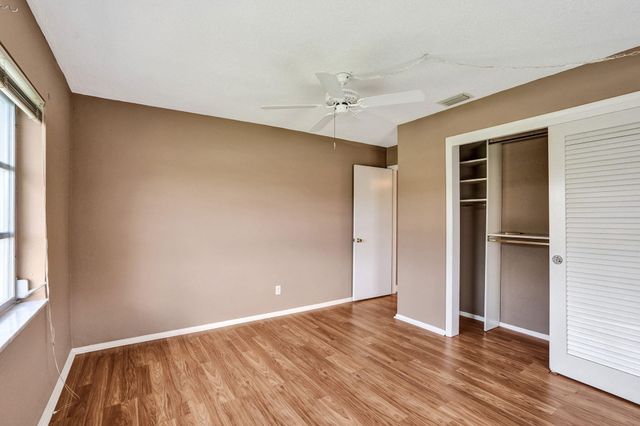 2700 NW 4TH Avenue, Pompano Beach, FL 33064