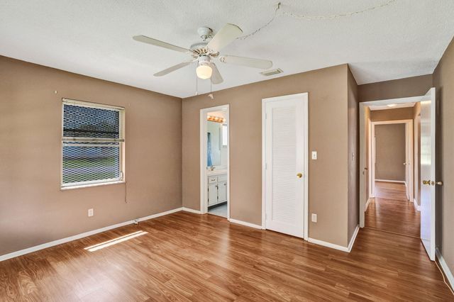 2700 NW 4TH Avenue, Pompano Beach, FL 33064