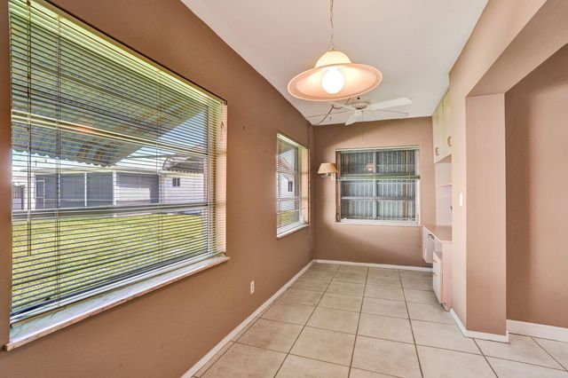 2700 NW 4TH Avenue, Pompano Beach, FL 33064