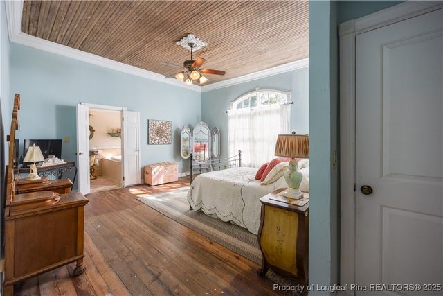 1560 Register Sutton Road, Rose Hill, NC 28458