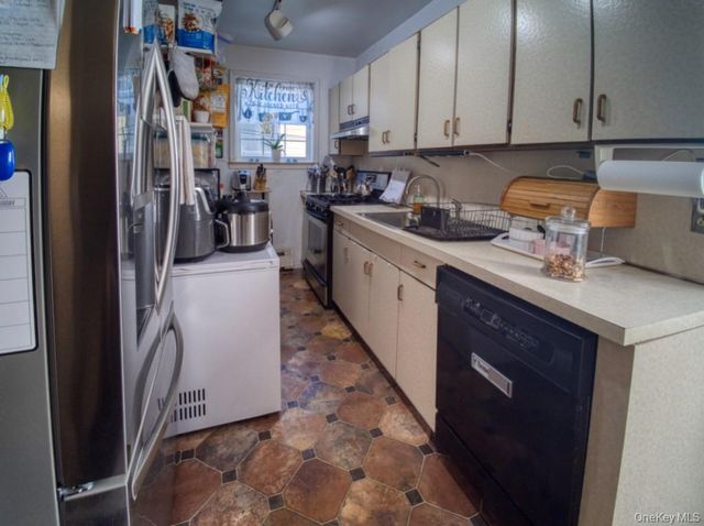 43 Michigan Street, Long Beach, NY 11561