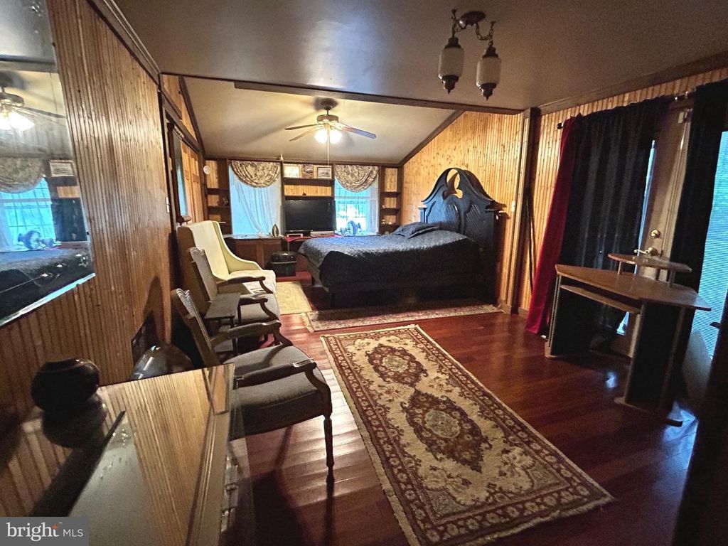 Image 17 of property listing at 225 JOHNSON RD, Conowingo, MD 21918