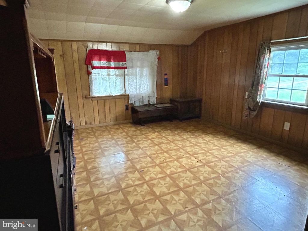 Image 29 of property listing at 225 JOHNSON RD, Conowingo, MD 21918