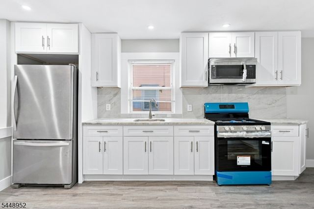 75 Clinton Pl, Hackensack City, NJ 07601