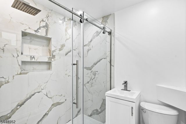 75 Clinton Pl, Hackensack City, NJ 07601