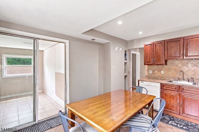 75 Clinton Pl, Hackensack City, NJ 07601