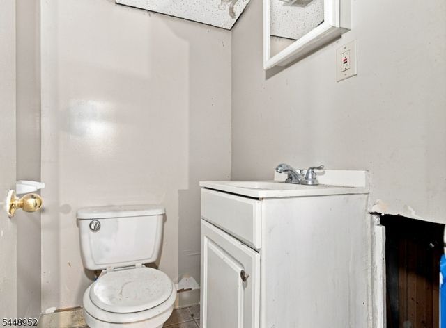 75 Clinton Pl, Hackensack City, NJ 07601