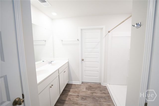 154 Bottlebrush Drive, Bloomingdale, GA 31302