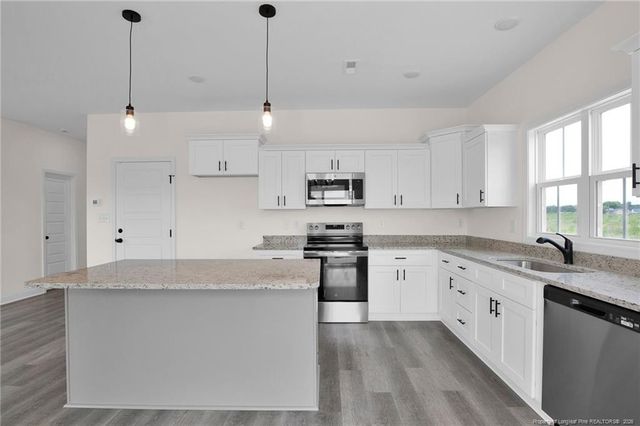 253 Barberry Road, Raeford, NC 28376