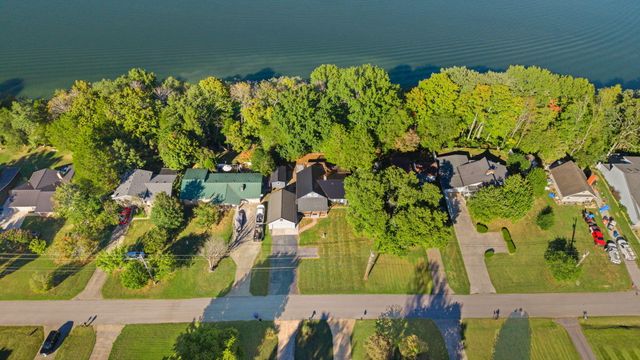 154 Twin Rivers Drive, Bronston, KY 42518