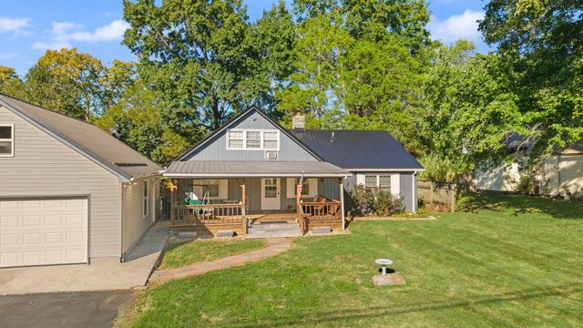 154 Twin Rivers Drive, Bronston, KY 42518