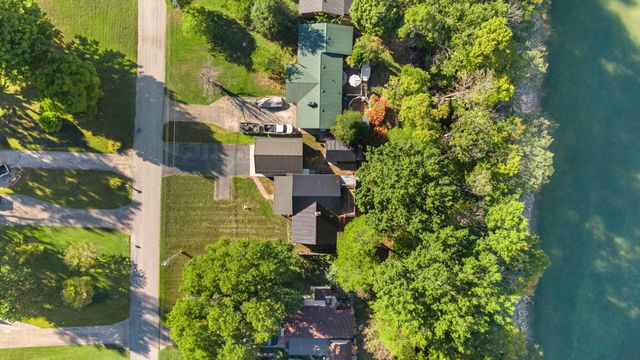 154 Twin Rivers Drive, Bronston, KY 42518