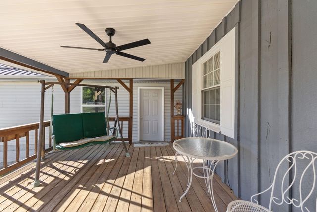 154 Twin Rivers Drive, Bronston, KY 42518