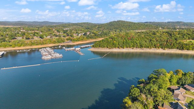 154 Twin Rivers Drive, Bronston, KY 42518