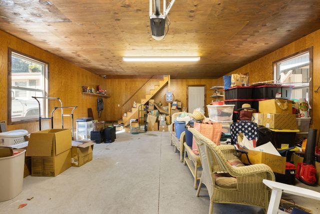 154 Twin Rivers Drive, Bronston, KY 42518
