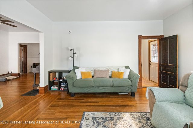 155 W Main Street, Elsie, MI 48831