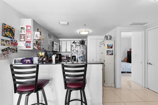 1861 Nw S River Drive PH-01, Miami, FL 33125