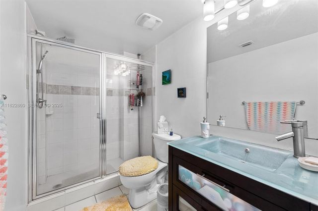 1861 Nw S River Drive PH-01, Miami, FL 33125