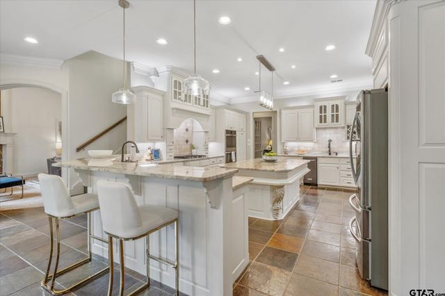 516 Contenders Way, Tyler, TX 75703