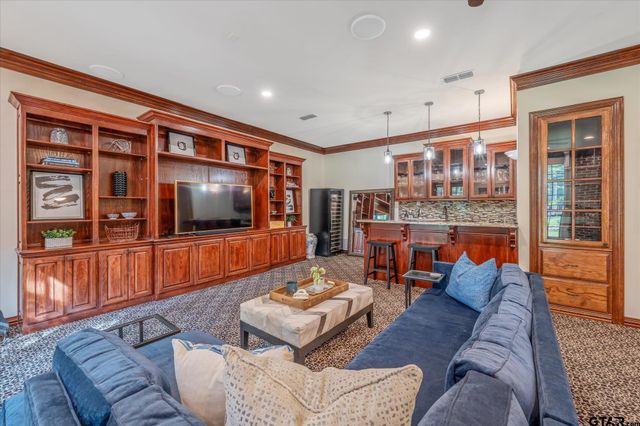 516 Contenders Way, Tyler, TX 75703