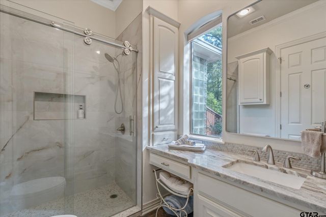 516 Contenders Way, Tyler, TX 75703