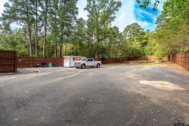 516 Contenders Way, Tyler, TX 75703