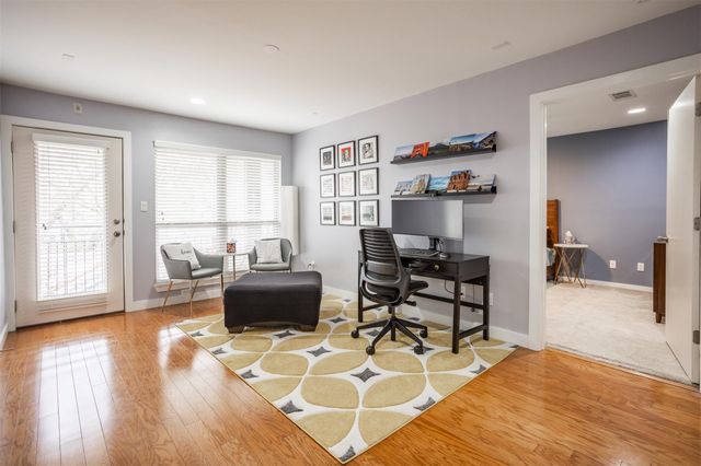 1115 W 10th ST 205, Austin, TX 78703