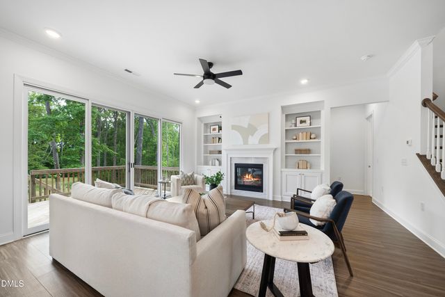 7633 Hasentree Way, Wake Forest, NC 27587