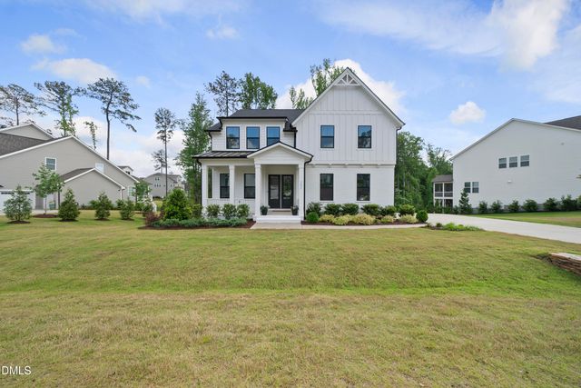 7633 Hasentree Way, Wake Forest, NC 27587