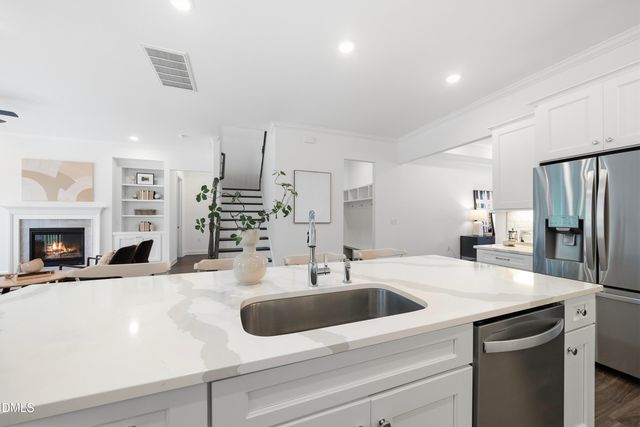 7633 Hasentree Way, Wake Forest, NC 27587
