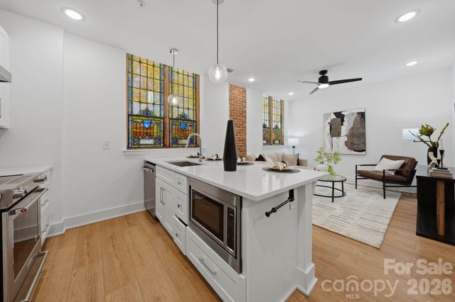 201 Grandin Road 9, Charlotte, NC 28208