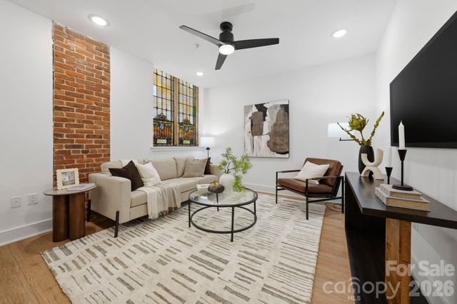 201 Grandin Road 9, Charlotte, NC 28208